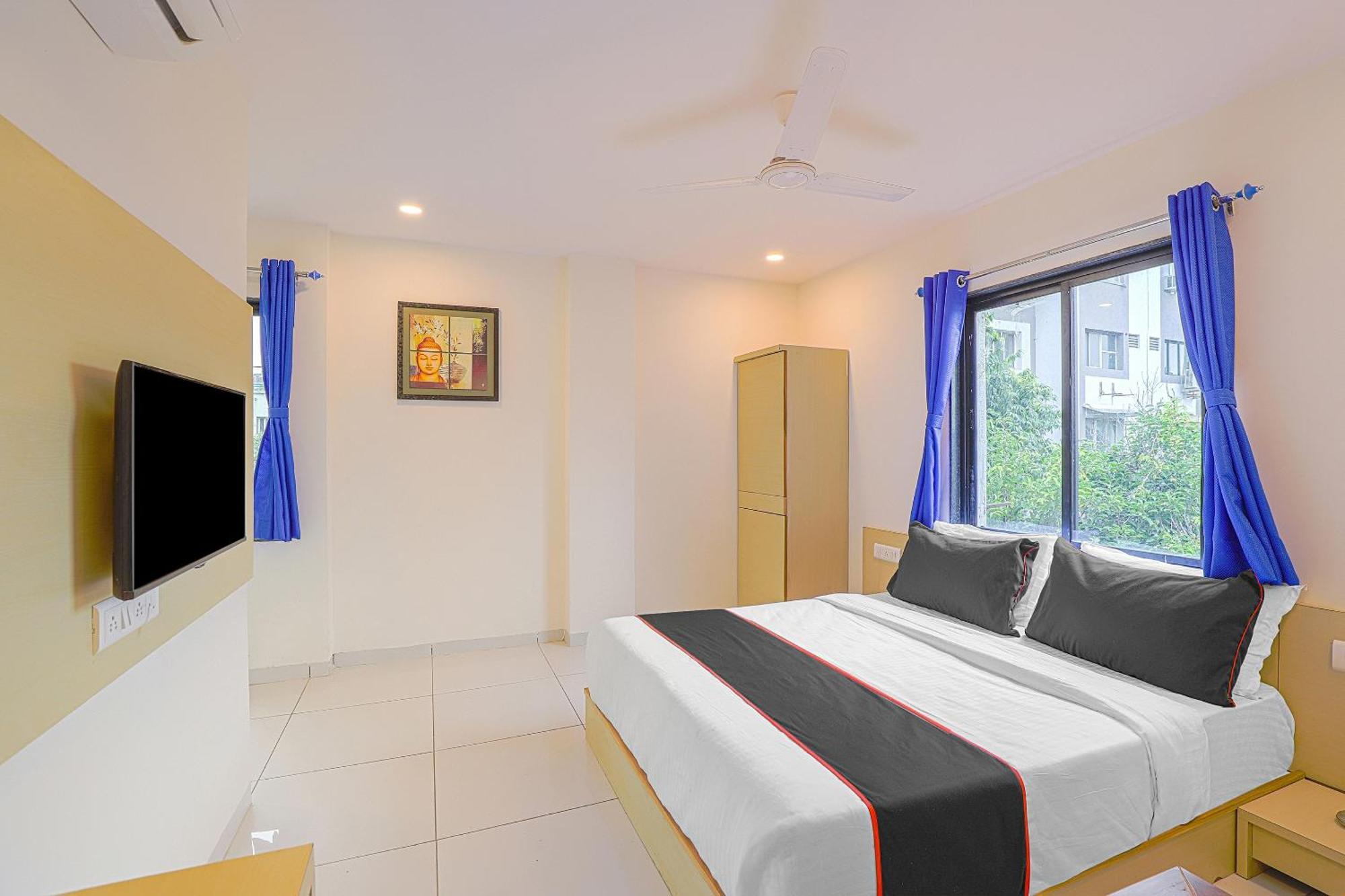 Hotel O La Veera 阿穆达巴 外观 照片